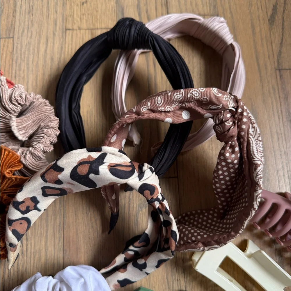 Hair Accessories Bundle - Picture 2 of 4